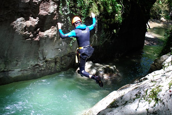 Sports Canyoning of Écouges bas in Vercors - Grenoble - Why Écouges Bas feels like the Vercors benchmark