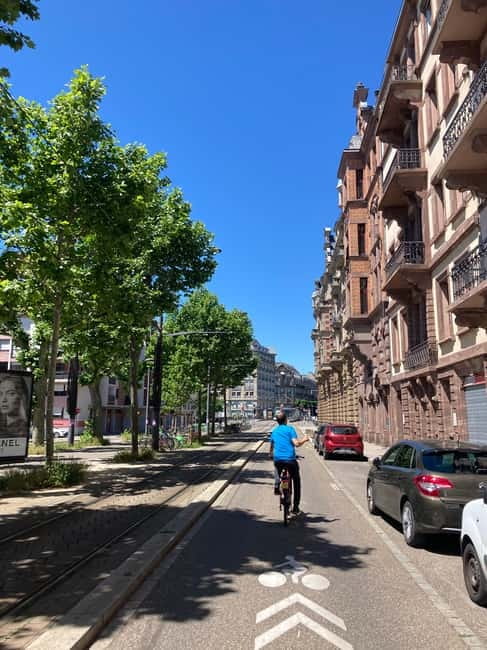 Strasbourg: Bike Tour with a Guide bikes included - The historic center at an easy pace