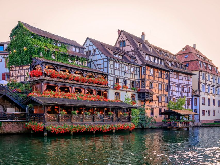 Strasbourg: City Highlights Walking Tour with Local Guide - What the 60-minute format really gives you