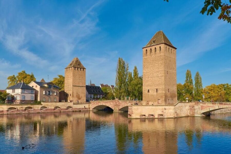 Strasbourg: Private custom tour with a local guide - Meeting your guide in central Strasbourg