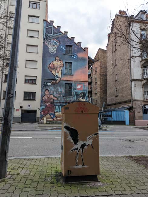Strasbourg : Street-Art Tour - Local stories behind graffiti, frescoes, and mosaics