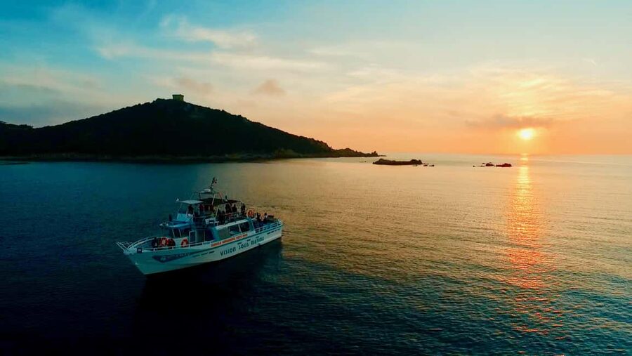 Sunset Boat Trip Visit, natural reserve coast - Practical planning for the evening