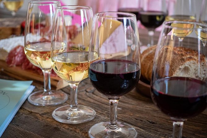 Taste Wine in Lyon: Burgundy, Beaujolais, Rhône, and more - Entering the Croix-Rousse silk loft