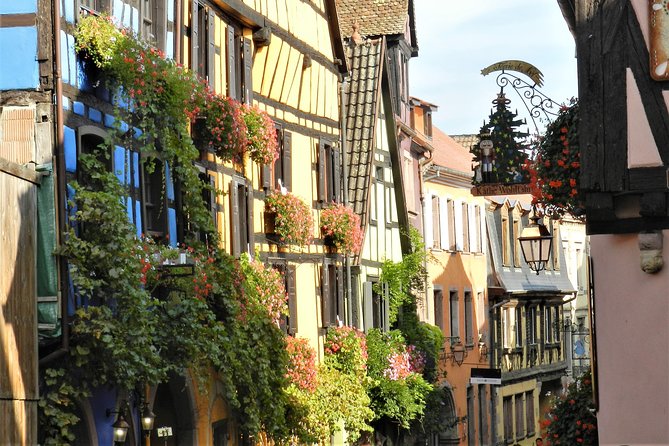 The Emblematic: visit of villages, Haut-Koenigsbourg, Wine tasting - How the eight-hour day works