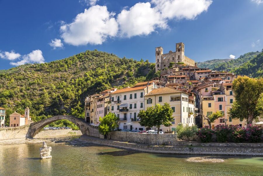 The Italian Riviera: Full-Day Tour from Nice - Bordighera and the question of market day