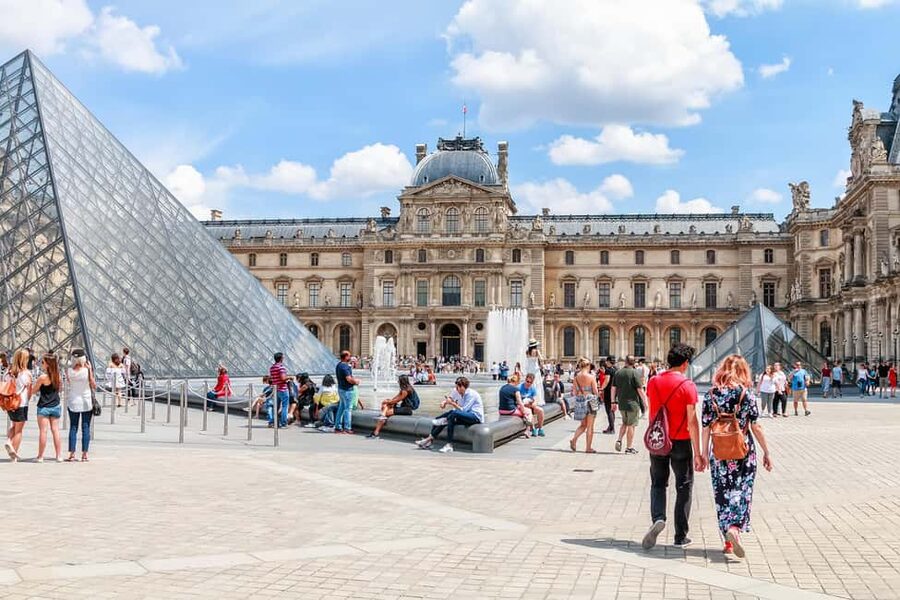 The Paris Pass®: 40+ Attractions Including Eiffel Tower - Food and Drink Stops That Add Local Flavor