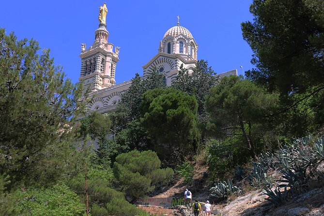 The Urban Hike of Marseille - Vallon des Auffes and the Corniche Kennedy
