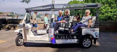 Electric Tuk-Tuk Tour with Photo Stops and Audio