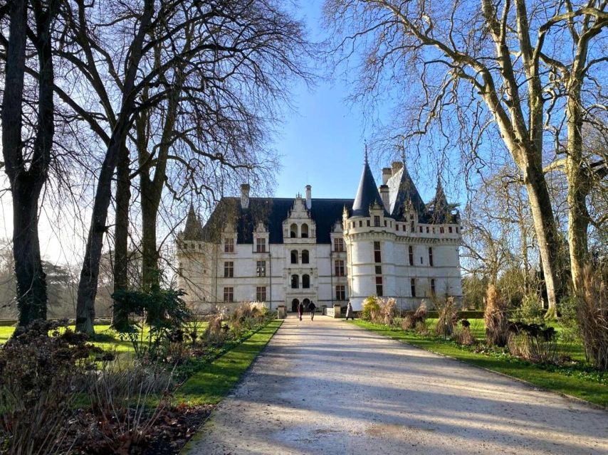 Tours: Chateaux Azay-le-Rideau and Villandry Morning Tour - Villandry’s gardens, from vegetables to water