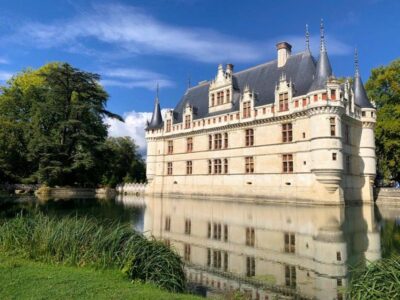 Tours: Chateaux Azay-le-Rideau and Villandry Morning Tour