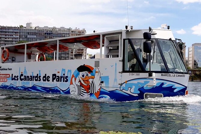 Tours of Paris and the Hauts-de-Seine in an Amphibious Bus - Learning how Marcel le Canard was built