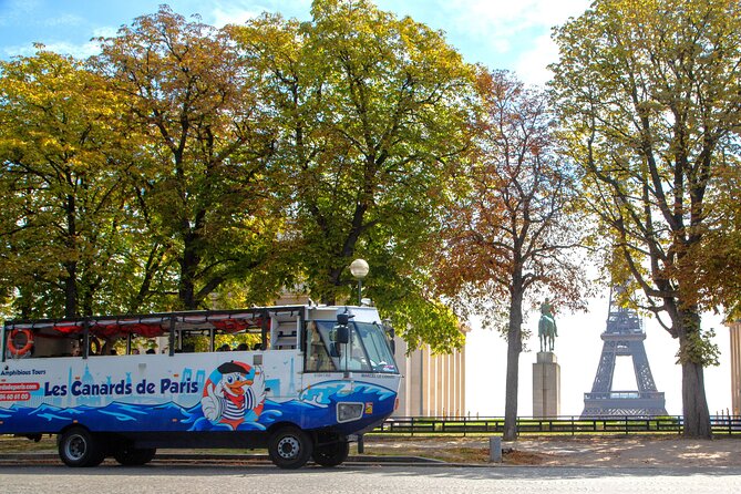 Tours of Paris and the Hauts-de-Seine in an Amphibious Bus - The splash at Île Monsieur