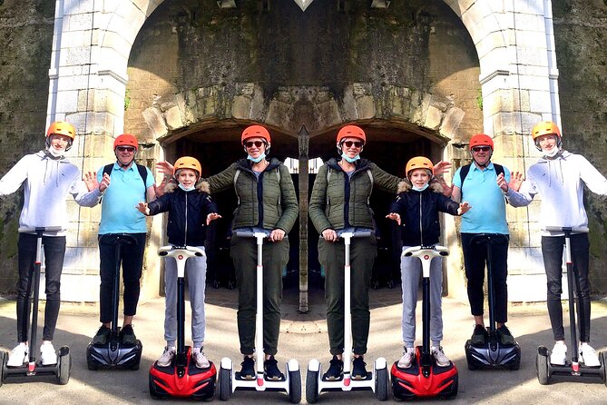 Unusual and ecological ride on a Segway and electric bike in Bayonne - A sunny pause at the Arènes de Bayonne