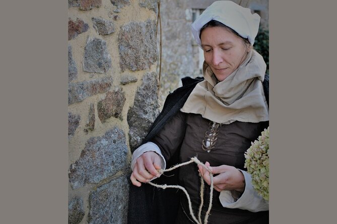 Unusual guided tour of Dinan immersed in the Middle Ages - Why Dinan works so well for a medieval story