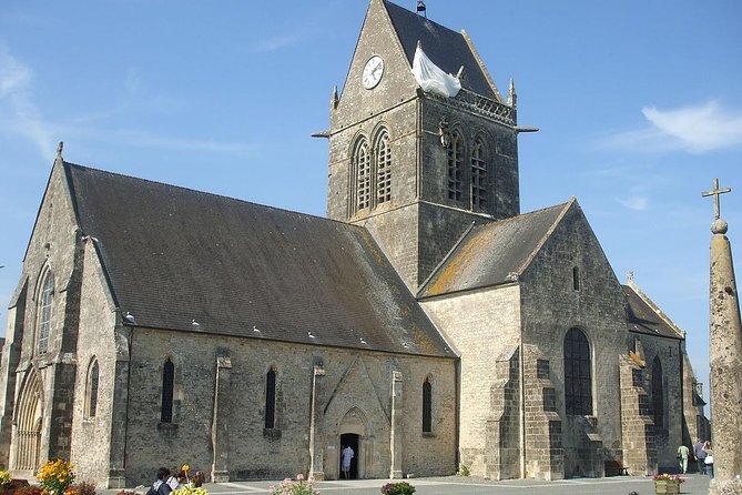 US DDAY Sites Full Day Tour 2nd departure from Bayeux - Guides who shape the day