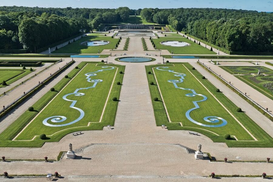 Vaux le Vicomte Chateau Entry Ticket and Chateaubus Transfer - Getting from Paris Gare de Lyon to Melun