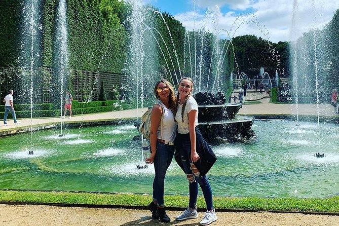 Versailles Bike Tour with Market, Gardens & Guided Palace Tour - Touring the palace and Hall of Mirrors
