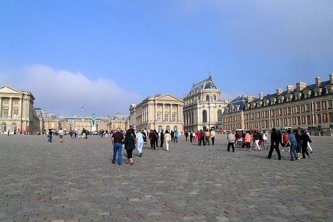 Versailles Guided Visit – Hotel Pickup, Meeting Point or None - The gardens and your free time