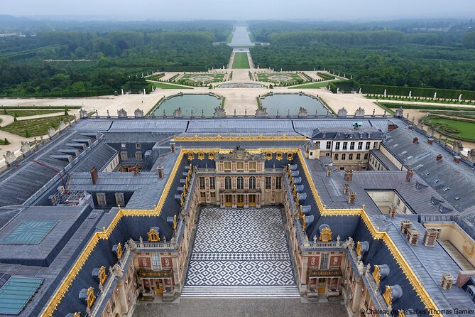 Versailles Palace & Gardens Guided Tour - Guides make the biggest difference