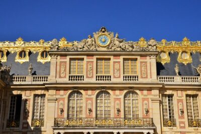 Versailles Palace Guided Tour with Reserved Entry
