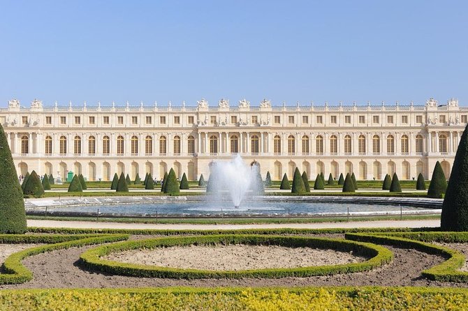 Versailles Palace & Marie-Antoinette's Estate Guided Tour - Who should book this Versailles day trip?