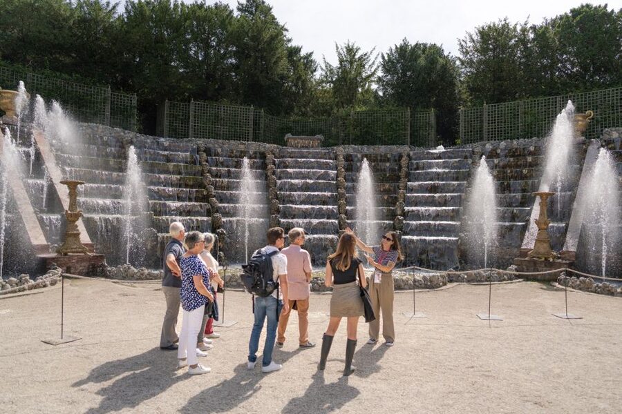 Versailles: Skip-the-Line Versailles Palace and Gardens Tour - Who will get the most from this tour?