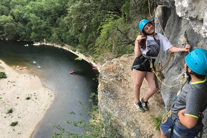 Via corda in Ardèche + big abseil - What the three-hour route actually involves