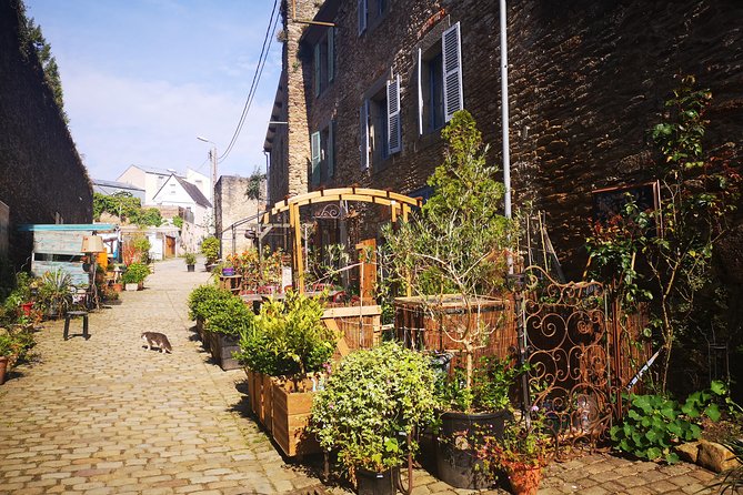 [Walking Tour] Discover the Best of Brest in 2 hours - Ten minutes in the Jardin des Explorateurs