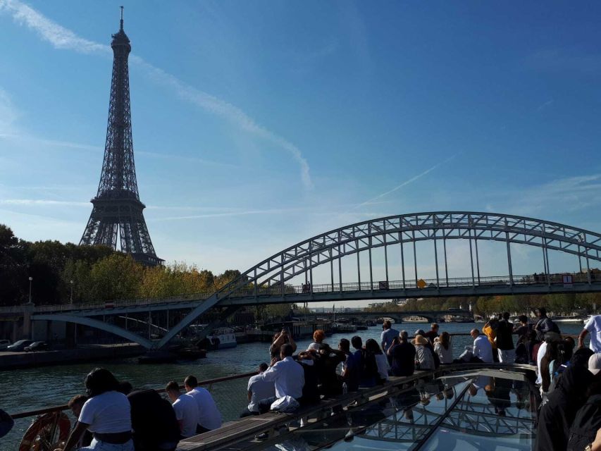 Welcome to Paris Day Trip from London via Train - Starting at St. Pancras before sunrise