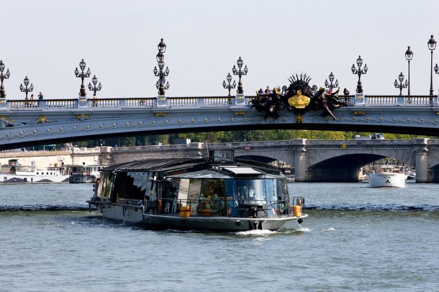 Welcome to Paris Day Trip from London via Train - Returning through Gare du Nord