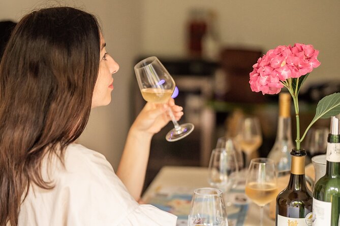 Wine Tasting Class: Tour de France in Nice City Centre - Cheese, Snacks, and the Value of Pairing