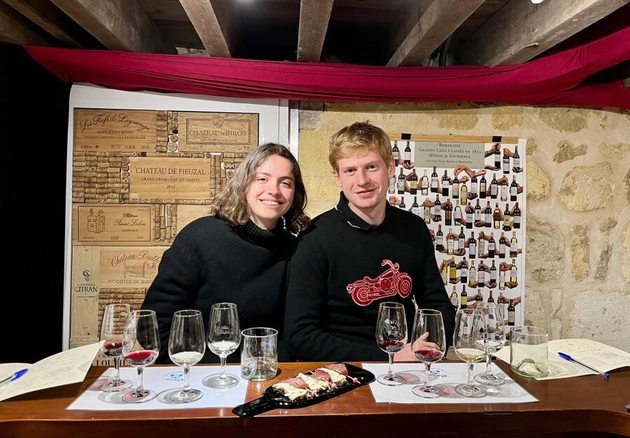 Workshop Bordeaux wine tasting: 4 reds & charcuterie pairing - Why this Bordeaux class works for beginners